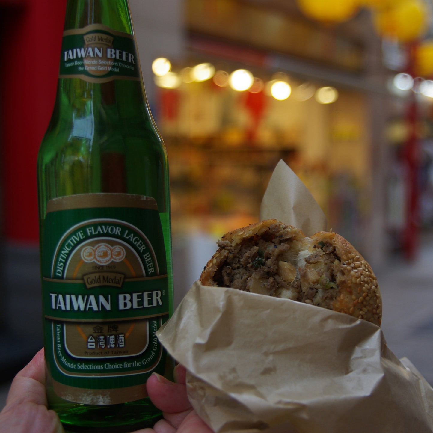 胡椒餅とビール