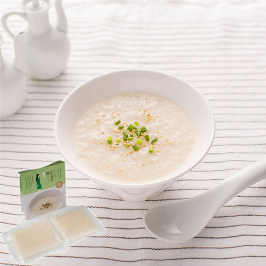 特製鶏ガラ出汁が決め手中華粥